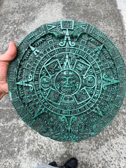 Aztec mayan calendar