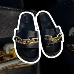 Forever 21 Curb Chain Slides- size 7