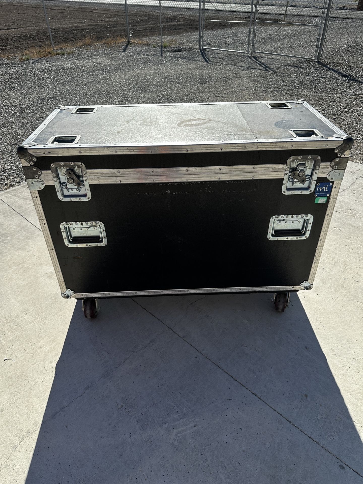 MT Cases Custom Rolling Touring Case