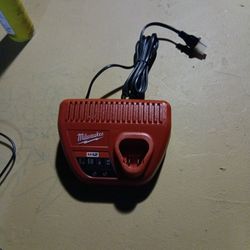 Milwaukee M12 Battery Charger Brand New 