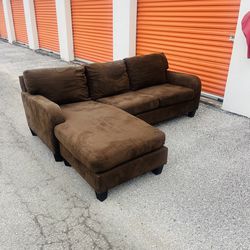 Sectional With Pull Out Mattress