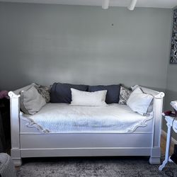 Antique Sleigh Daybed With Like New Mattress 