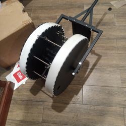 Rolling Lawn Aerator 