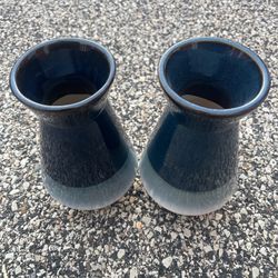 💙 2 Navy Blue Reactive Glaze Vases – Like New