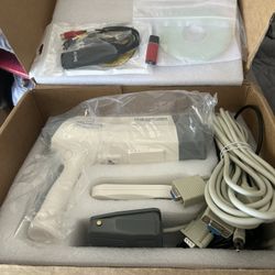 CE Electric Colposcope video Carema 800,000 pixels Color LED Handle 