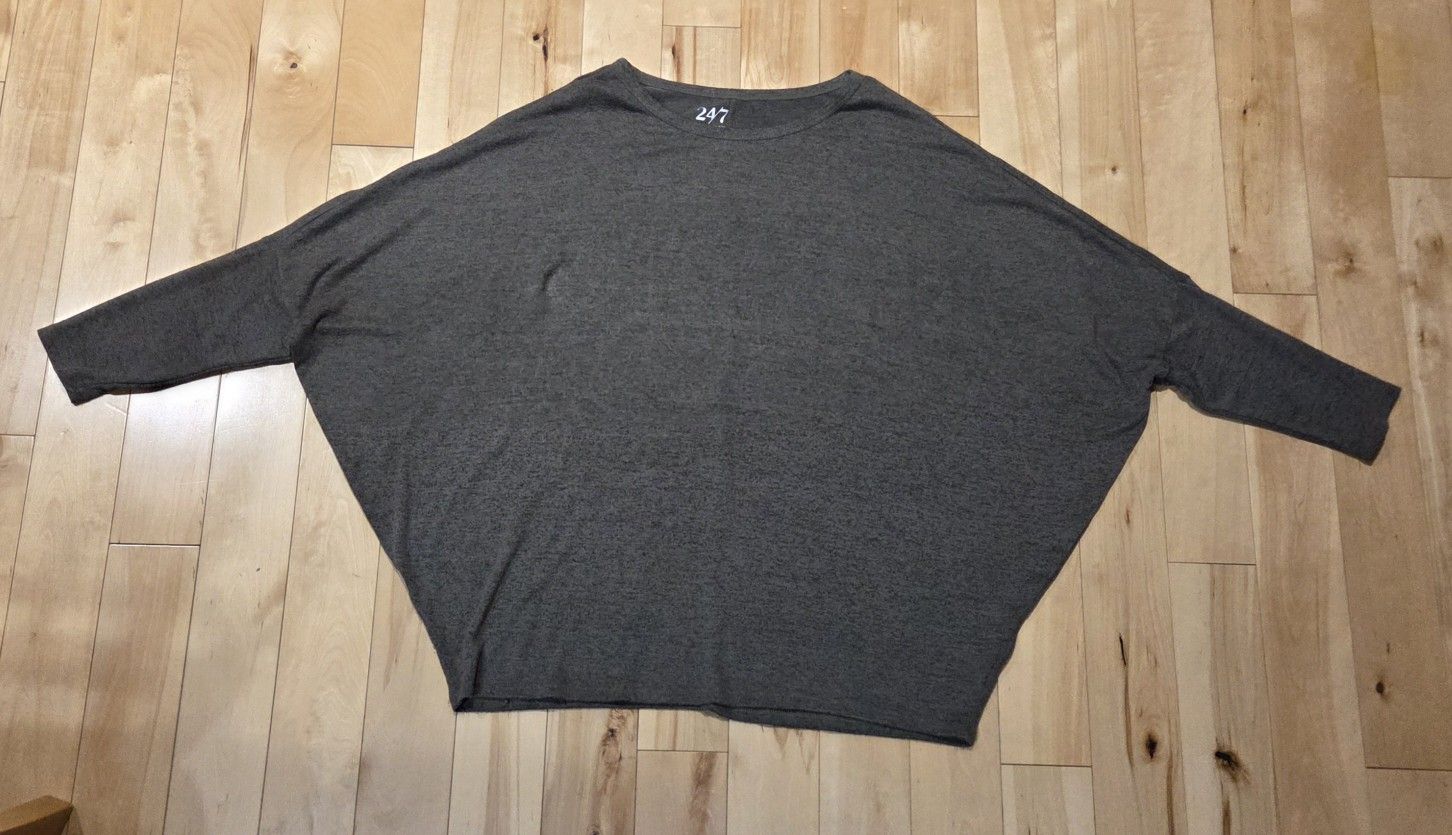 NEW Maurices Green Cowl Neck Top (XL)