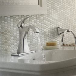 KOHLER Maxton 4 inch centerset 1-Handle Bathroom Faucet with Drain and Deck Plate