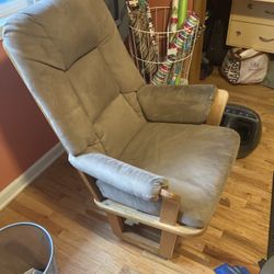 Solid Wood Dutailier Glider Rocker