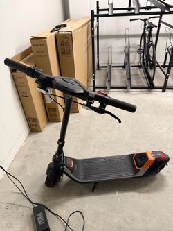 High-performance electric scooter