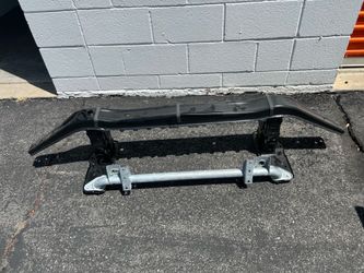 2013-2019 W166 GLE350 GLS450  MERCEDES BENZ FRONT BUMPER REINFORCEMENT BAR ASSEMBLY UN USED EXCELLENT CONDITIONS