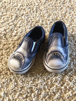 Baby vans size 4