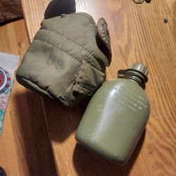 Us 1976 Dated Post Vietnam Canteen And Cover