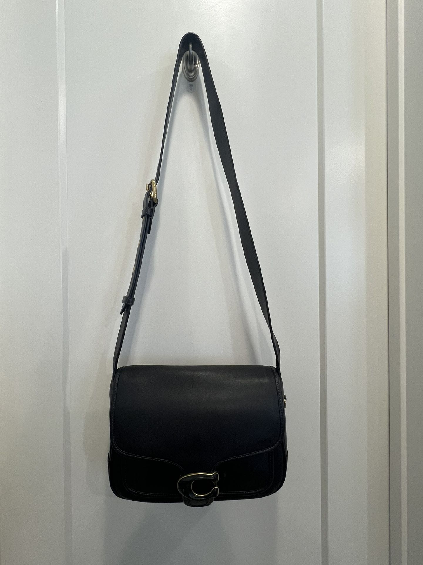 Coach Genuine Glovetanned Leather Black Purse 👜