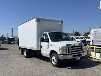 2013 Ford E-450 Cutaway