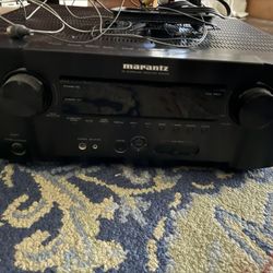 Marantz Reciever. 