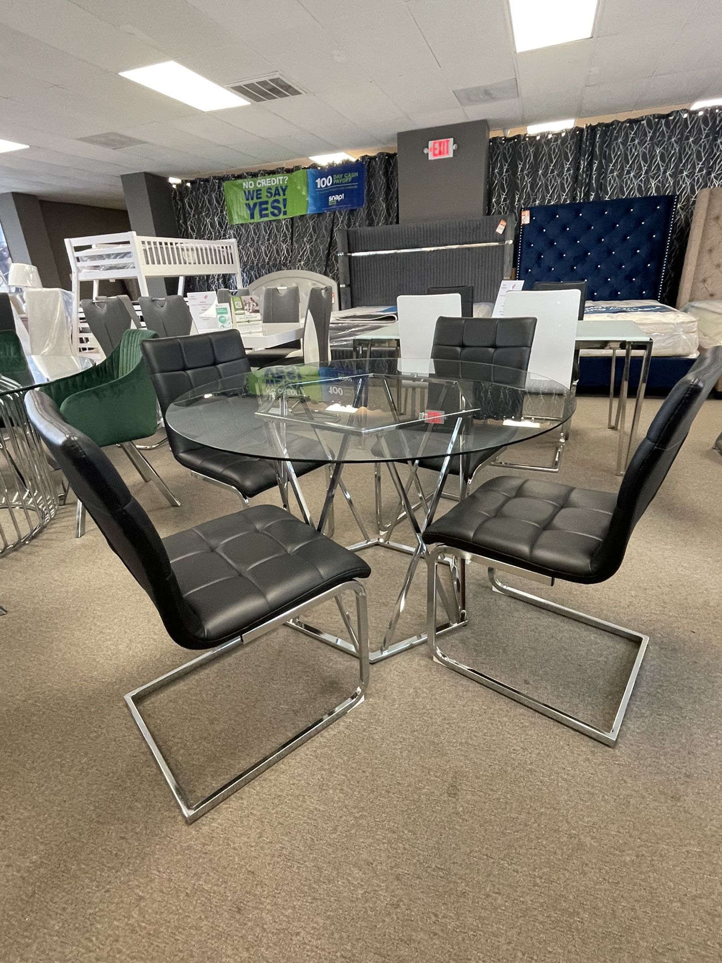 Juego De Comedor Negro/ Black Dining Set