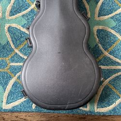 Acoustic Guitar Hard She’ll Case SKB Transit Authority