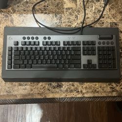 Logitech G815 LIGHTSYNC RGB Mechanical Gaming Keyboard