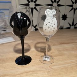 Brand New bride And groom Wine Glasses 