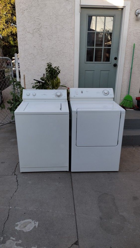 Washer And Gas Dryer 