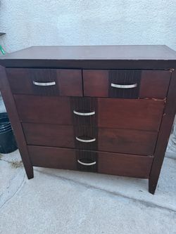 Chest Drawer