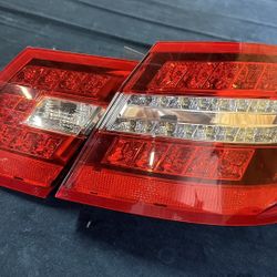 E350 Mercedes Tail Lights 2009 2010 2011 2012 2013