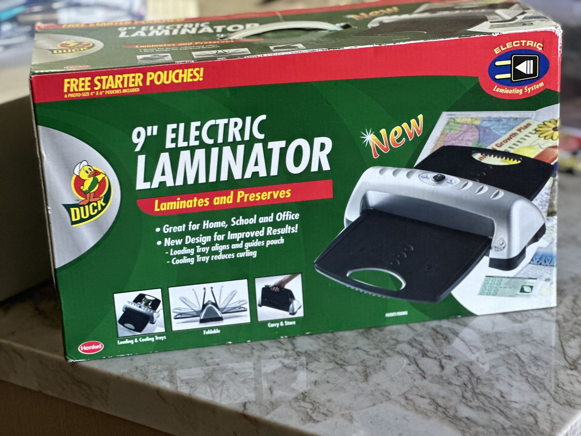 Duck 9” laminator with pouches - NEW