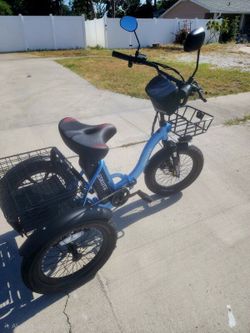 Eskute T300 Folding Electric Trike – Like New – Ridden Once