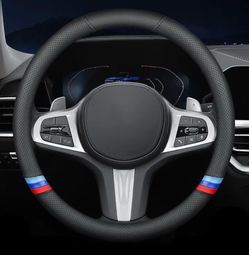 Nappa Leather Car Steering Fits Fits standard size steering wheels with a 14.5 inches - 15 inches (37 cm - 38.5 cm). steering wheels with a diameter W