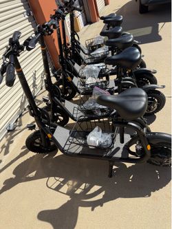 scooter with seat phantom R1 pro(firmprice)