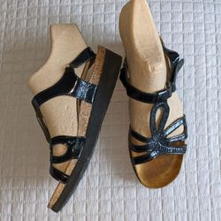 NAOT soft comfort back leather sandals