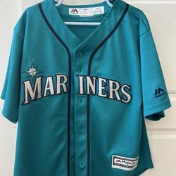 Boys Authentic Mariners Jerseys (sizes 6/7 & 8)