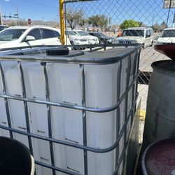275 Gallon Water Tank
