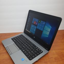 HP ProBook
640 G
Core i3 
4GB 300GB Harddrive
Windows 10
MINT CONDITION 