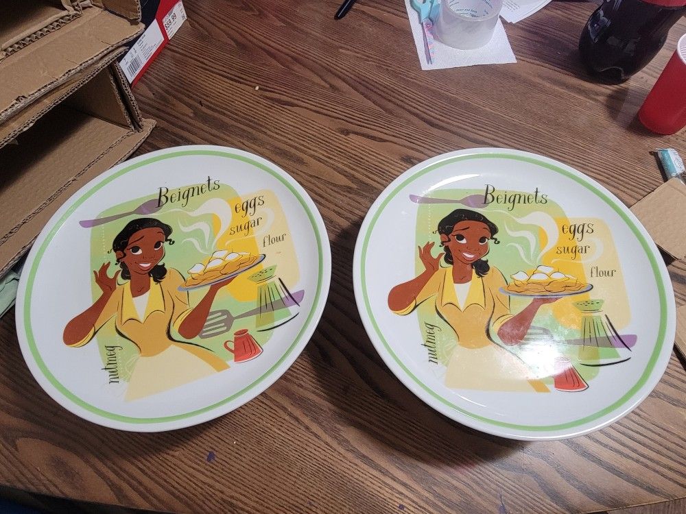 DISNEY PRINCESS TIANA CAKE STAND PLATE SET OF 2 PRINCESS AND THE FROG!