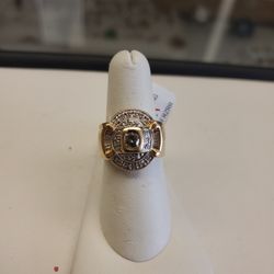 14k Gold Rings 5.3 Grams Size 8 Regular Price 900 On Sale Right Now 699 If You Are Interested Ask For Maribel Thank You 😊 