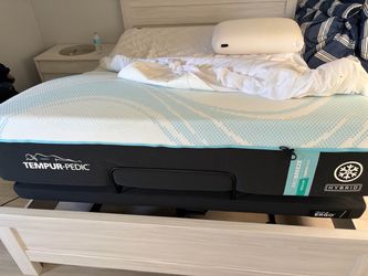 Tempur-Pedic Ergo Queen Adjustable base