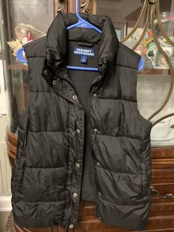Maternity old navy small puffer vest