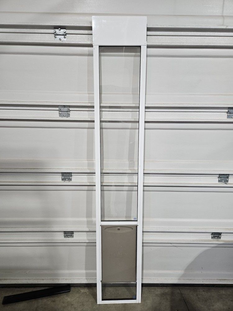 PetSafe Sliding 81-in Glass Pet Door, White, Large