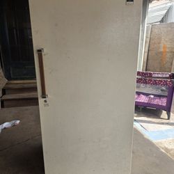 Whirlpool Stand Up Freezer 