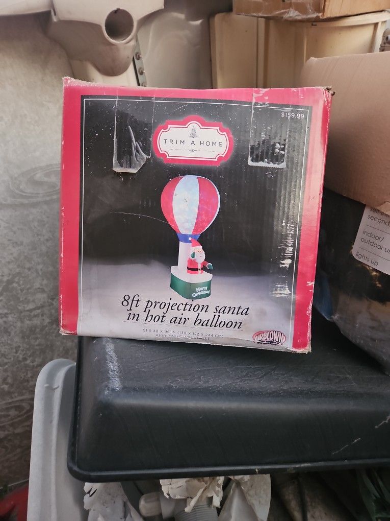 8ft Santa In Hot Air Ballon