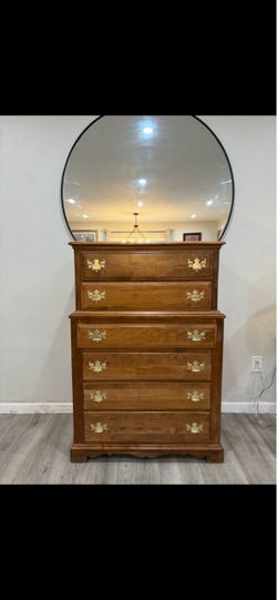 Vintage Solid Wood Highboy Dresser – 6 Drawer Tall Chest