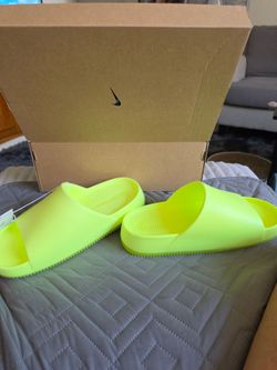 Nike Calm Slide Volt
