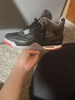 Jordan 4s