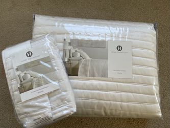 King - Hotel Collection Coverlet set (retails $400)