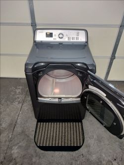 Nice Maytag Bravos XL, Commercial Technology Electric Dryer