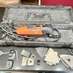 Multi tool with case