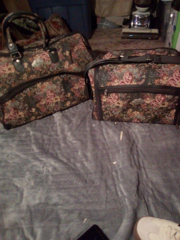Vintage Duffle Bag Set