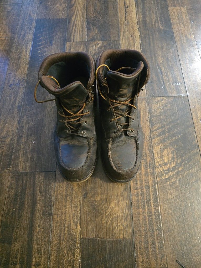 Red Wings Work Boots Size: 10