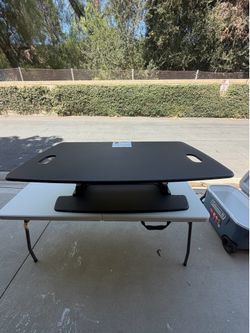 Varidesk Pro 48 Standing Desk Converter – Works Great!